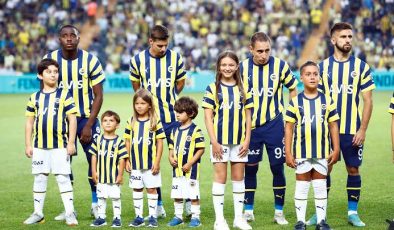 Fenerbahçeli çocuklar için eşsiz bir deneyim Fenerbahçe Giresunspor maçının Futbol Seremoni Paketleri satışa çıkıyor